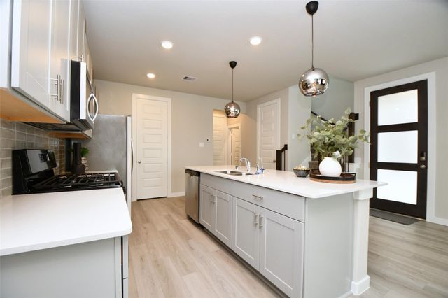 4212 Lyons Fall Drive, Houston, TX 77080