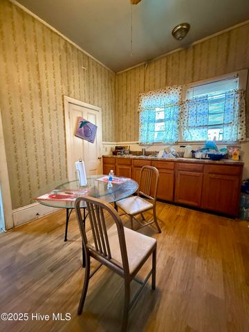 210 Williams Street, Williamston, NC 27892