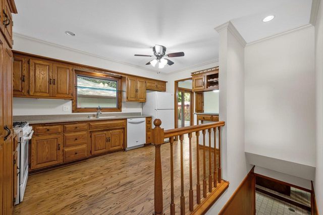 N85W18195 Lawrence AVENUE, Menomonee Falls, WI 53051