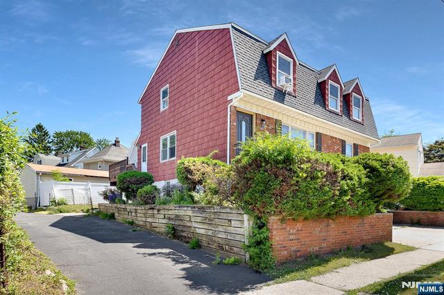 31 Marginal Road, Rutherford, NJ 07070