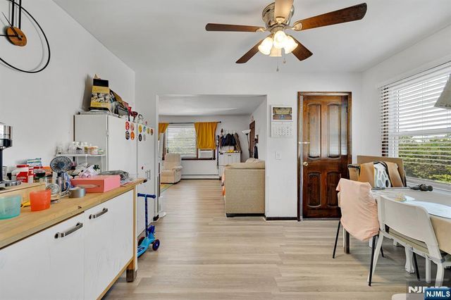 31 Marginal Road, Rutherford, NJ 07070