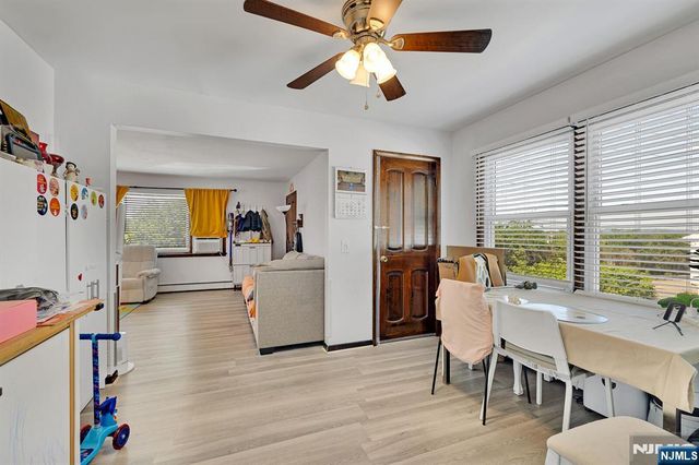 31 Marginal Road, Rutherford, NJ 07070