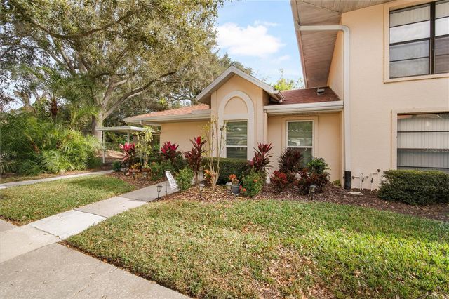 314 KNOTTWOOD COURT 314, Sun City Center, FL 33573
