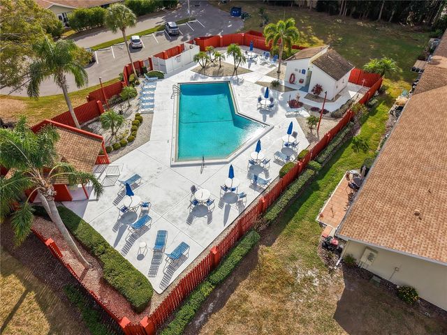 314 KNOTTWOOD COURT 314, Sun City Center, FL 33573