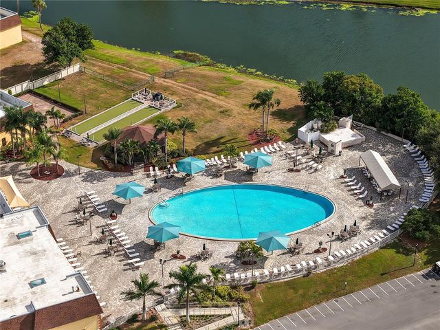 314 KNOTTWOOD COURT 314, Sun City Center, FL 33573