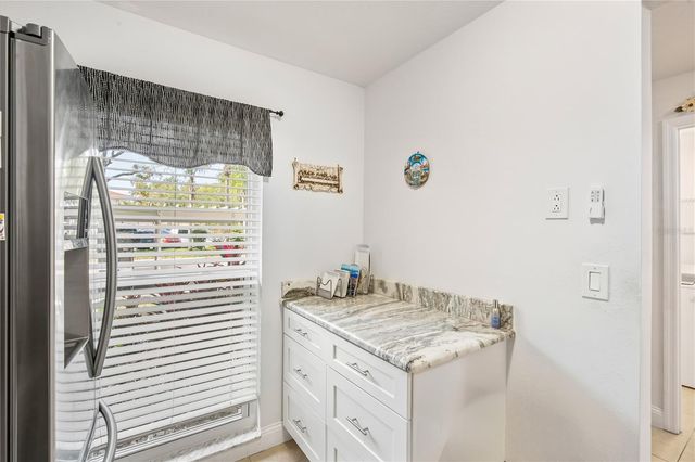 314 KNOTTWOOD COURT 314, Sun City Center, FL 33573