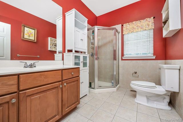 2 Equine Lane, Lake Grove, NY 11755