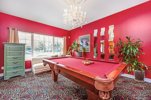 2 Equine Lane, Lake Grove, NY 11755