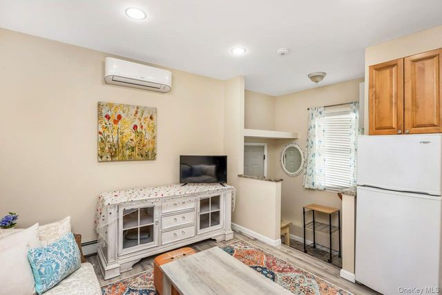 2 Equine Lane, Lake Grove, NY 11755