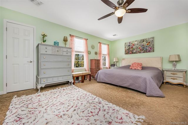 2 Equine Lane, Lake Grove, NY 11755