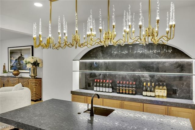 1244 Park Circle, Las Vegas, NV 89102