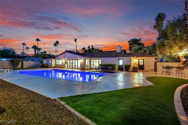 1244 Park Circle, Las Vegas, NV 89102