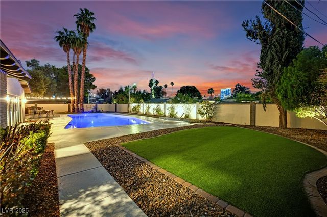 1244 Park Circle, Las Vegas, NV 89102