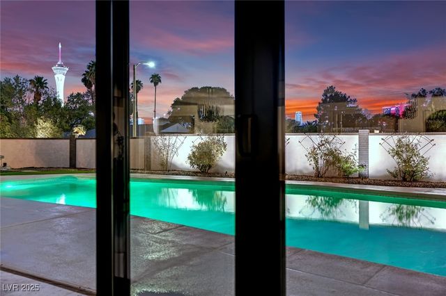 1244 Park Circle, Las Vegas, NV 89102