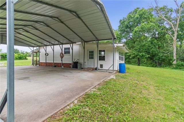 33580 W 202nd Street, Lawson, MO 64062