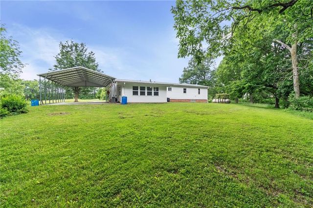 33580 W 202nd Street, Lawson, MO 64062