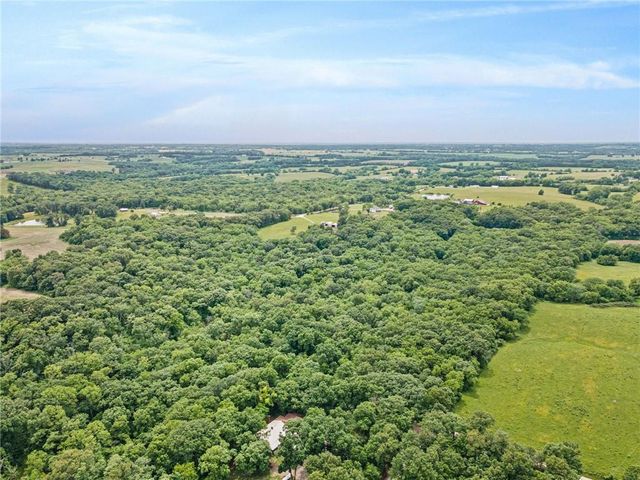 33580 W 202nd Street, Lawson, MO 64062