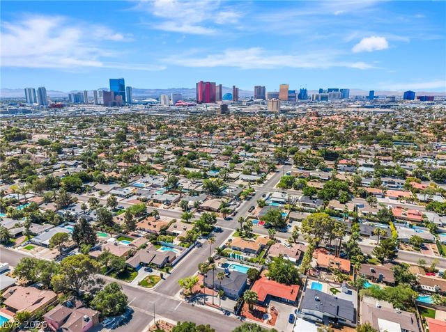 2801 Mason Avenue, Las Vegas, NV 89102