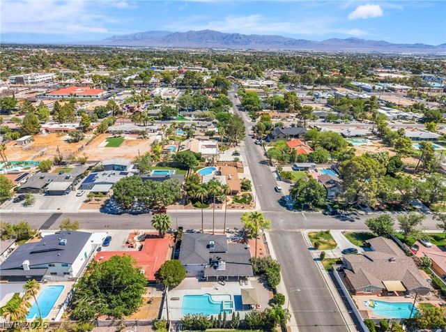 2801 Mason Avenue, Las Vegas, NV 89102