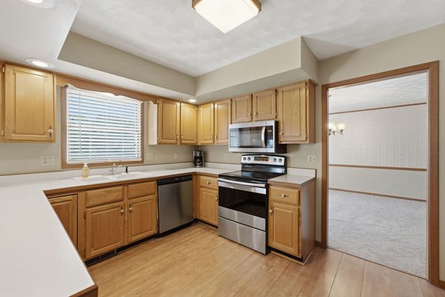 3610 73rd Street, Moline, IL 61265
