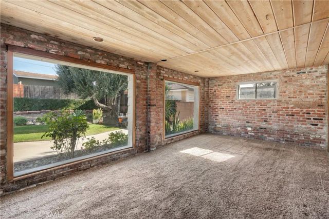 742 N Aguirre, San Dimas, CA 91773