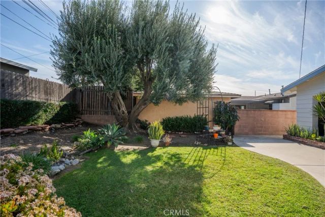 742 N Aguirre, San Dimas, CA 91773