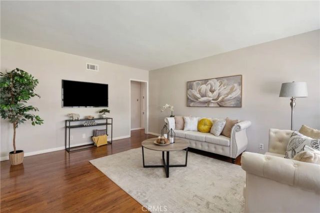 742 N Aguirre, San Dimas, CA 91773