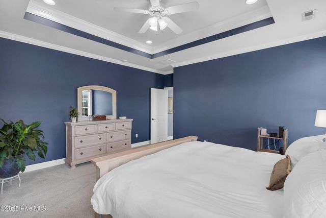 100 Scotlands Court, Hampstead, NC 28443