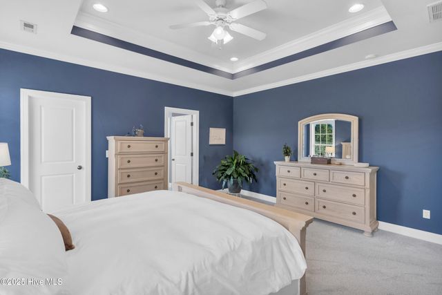 100 Scotlands Court, Hampstead, NC 28443