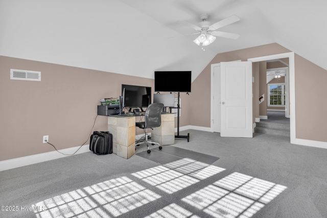 100 Scotlands Court, Hampstead, NC 28443