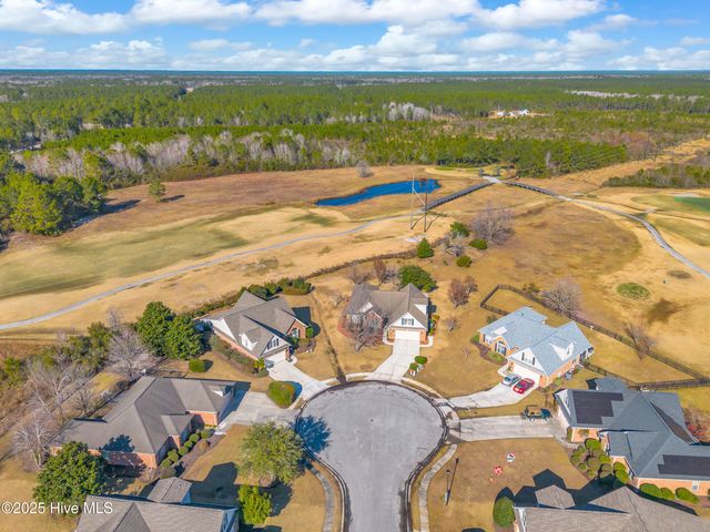 100 Scotlands Court, Hampstead, NC 28443