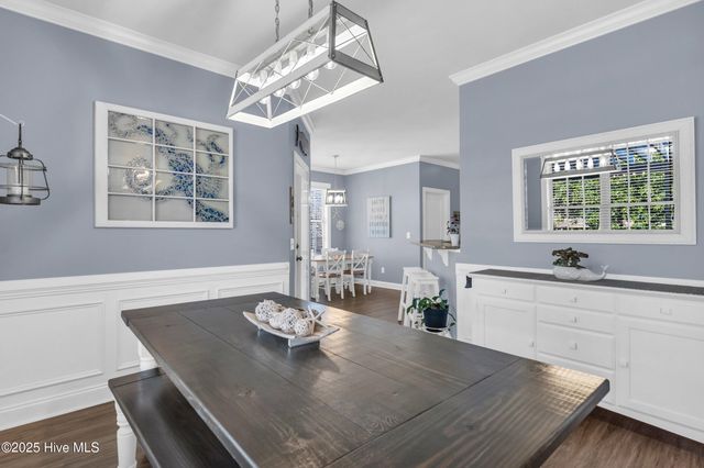 100 Scotlands Court, Hampstead, NC 28443