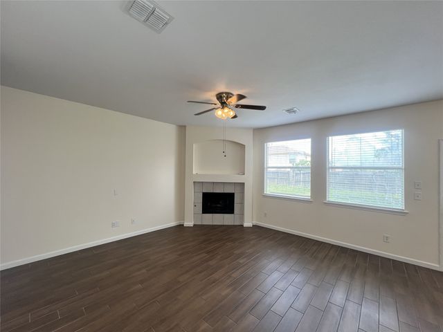 2323 Dogwood Drive, Little Elm, TX 75068