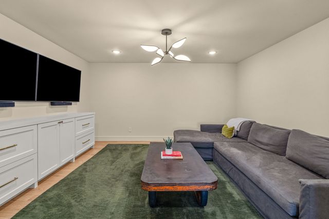 4712 Harley Avenue, Fort Worth, TX 76107