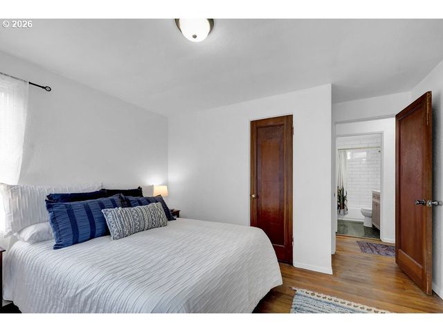 2045 W 18TH Ave, Eugene, OR 97402