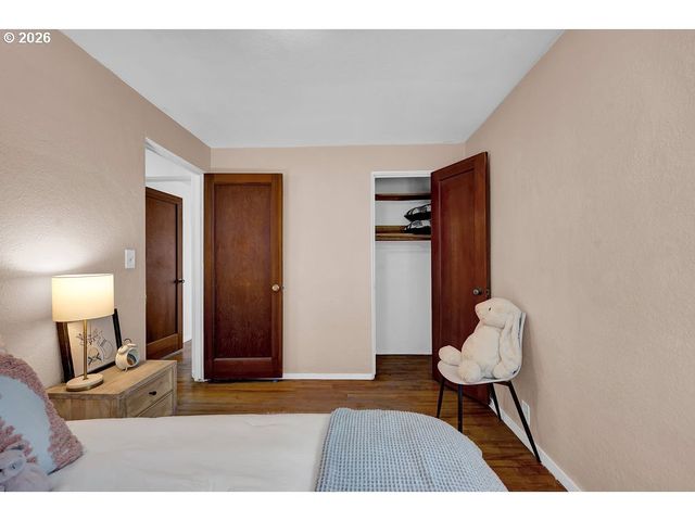 2045 W 18TH Ave, Eugene, OR 97402