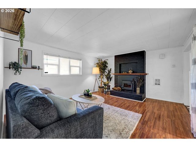 2045 W 18TH Ave, Eugene, OR 97402