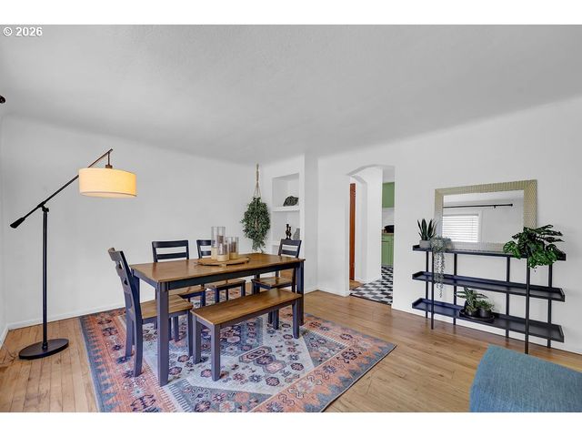 2045 W 18TH Ave, Eugene, OR 97402