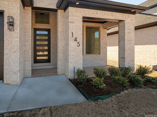 145 Kinley Loop, Little Rock, AR 72223