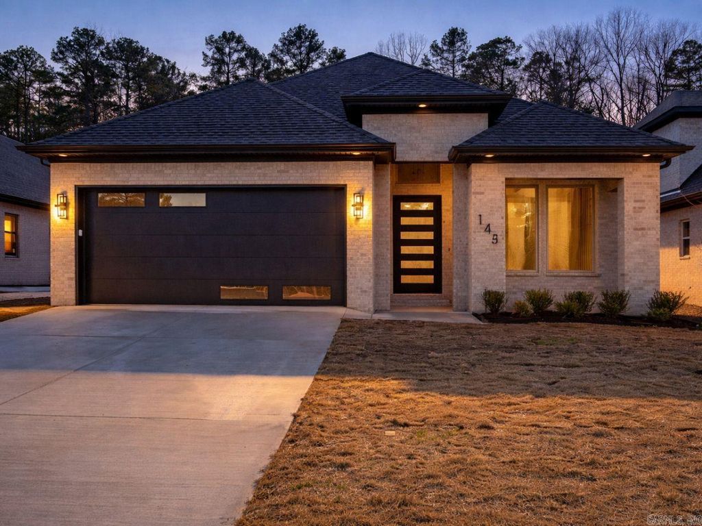 145 Kinley Loop, Little Rock, AR 72223