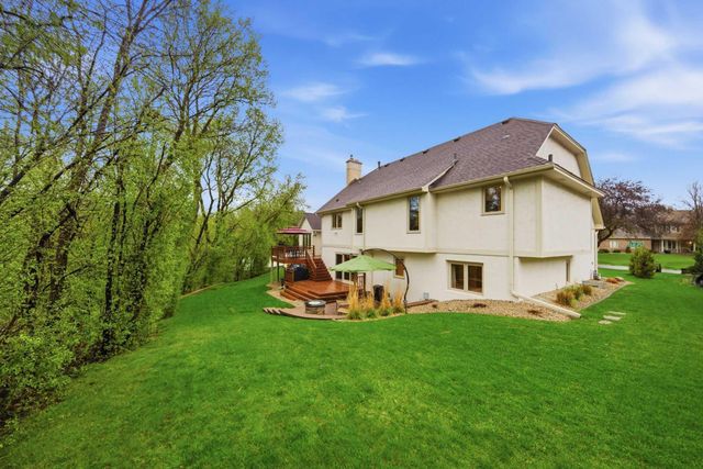 13220 38th Avenue N, Plymouth, MN 55441
