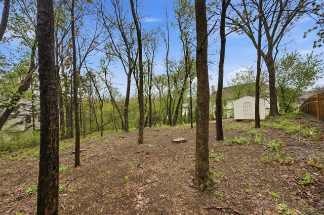 13220 38th Avenue N, Plymouth, MN 55441
