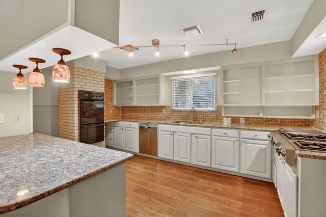 1608 Freeman Court, Arlington, TX 76013