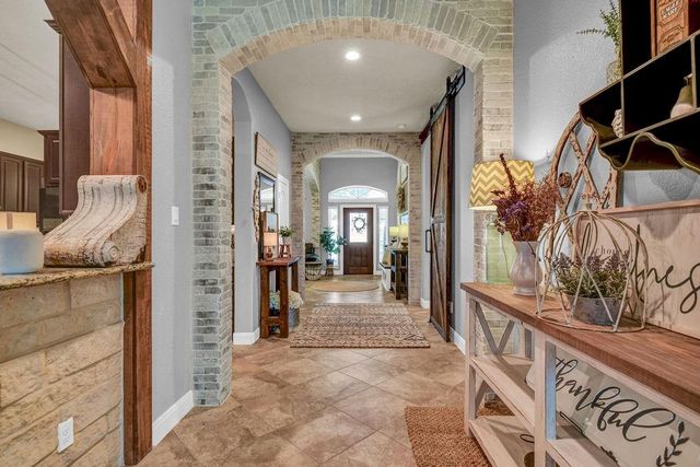1283 Laurel Lane, Angleton, TX 77515