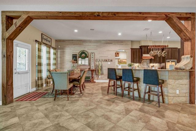 1283 Laurel Lane, Angleton, TX 77515