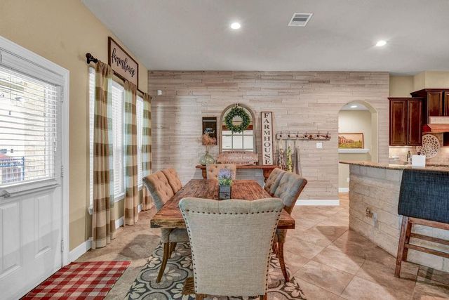 1283 Laurel Lane, Angleton, TX 77515
