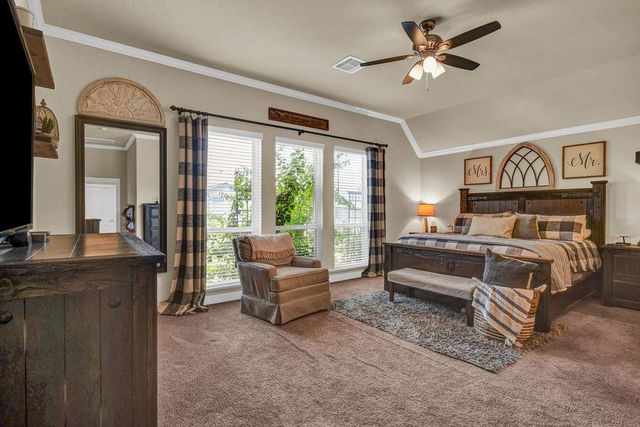 1283 Laurel Lane, Angleton, TX 77515