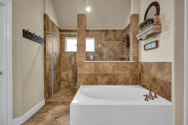 1283 Laurel Lane, Angleton, TX 77515