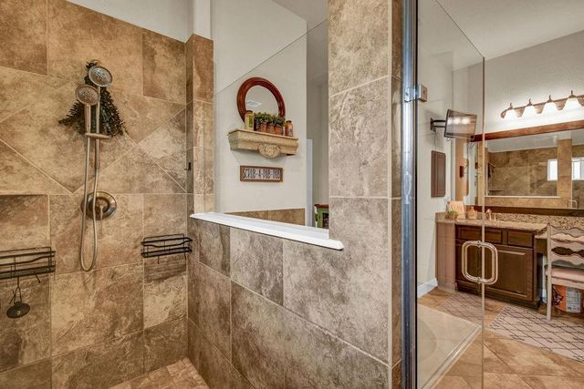 1283 Laurel Lane, Angleton, TX 77515