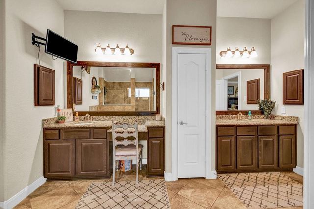 1283 Laurel Lane, Angleton, TX 77515
